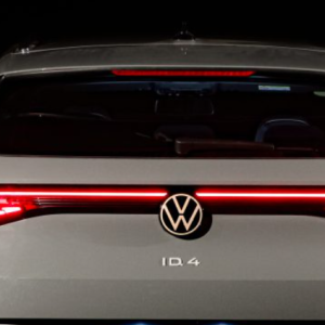 خرید چراغ خطر id4 فولکس واگن